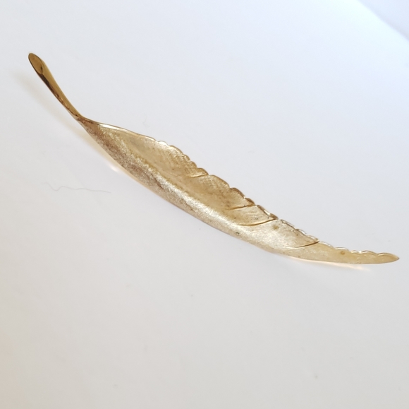 GIOVANNI Jewelry - GIOVANNI feather brooch